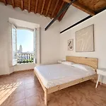 Апартаменты La Merced Views III Apartment